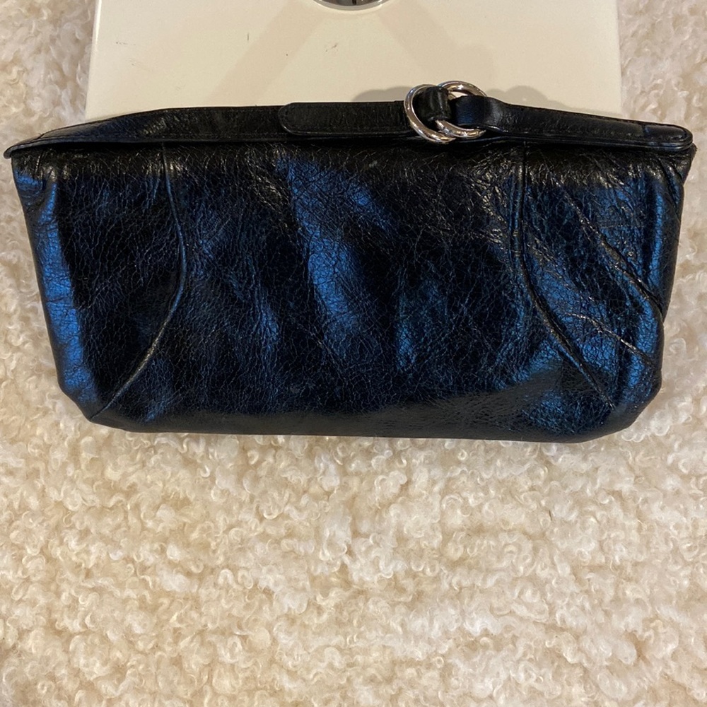 Hobo Black Leather Zip Wallet / Clutch